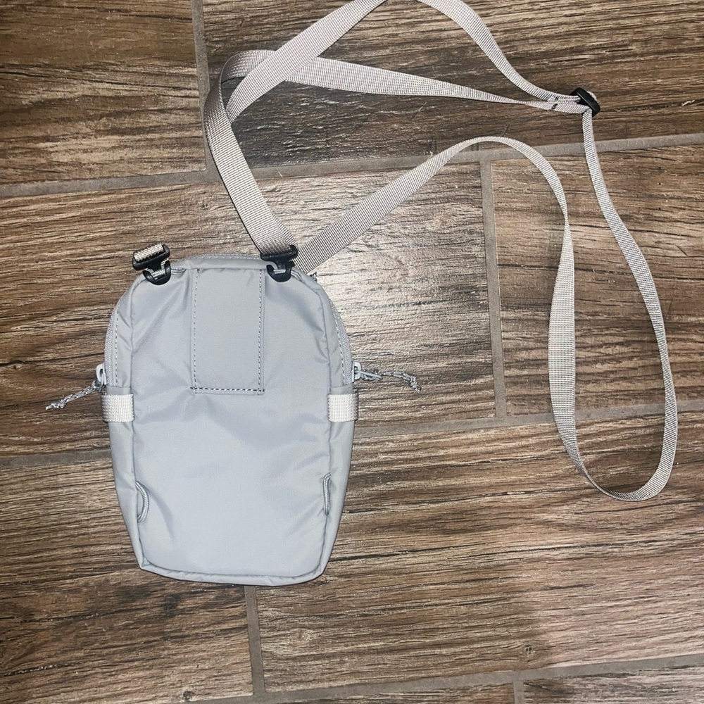 Fjallraven Gray Shoulder Bag - Picture 2 of 2